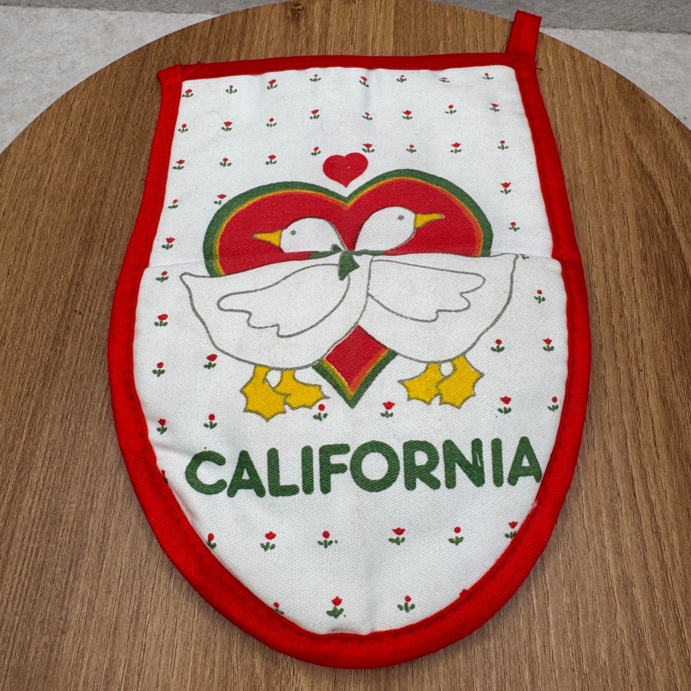Vintage California Geese Pot Holder OS‎ White Red Kitsch Cottagecore Rustic